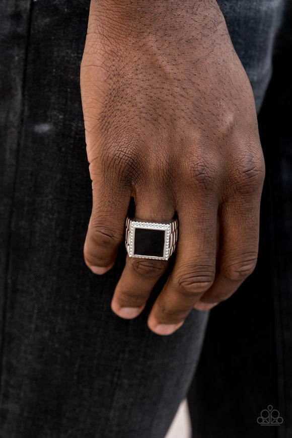 The Titan - Black - Paparazzi Accessories